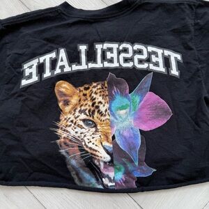 🖤 Aritzia La Notte Black Crop Top with Bold Graphic Design